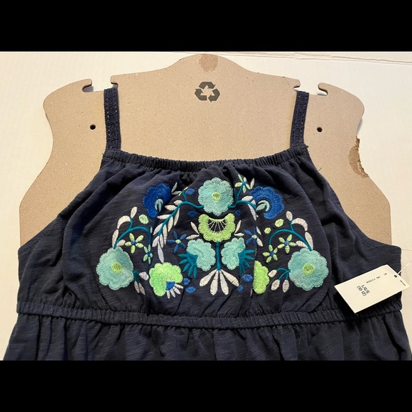 BRAND NEW Floral Print Ruched Dress - Picture 4 of 6